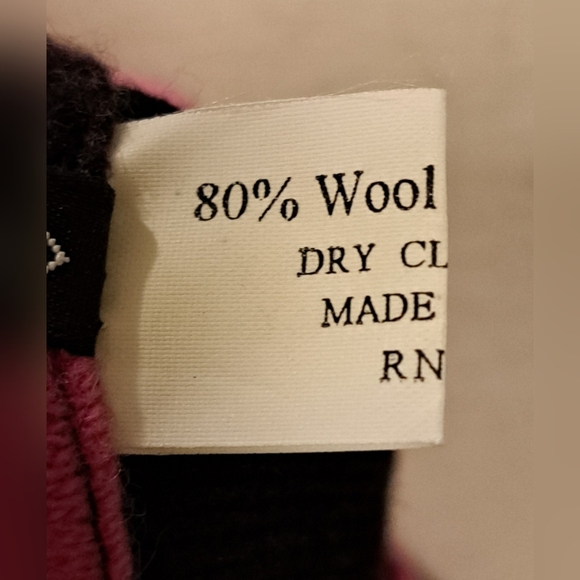 EUC Vintage Y2K Danielle Meucci Pink Cow Wool Casual Winter Snow Scarf w/ Pocket - Picture 9 of 10